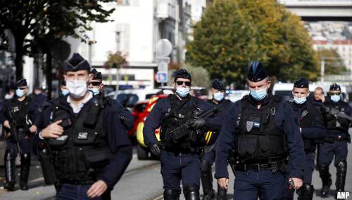 Frankrijk naar hoogste bedreigingsniveau na terreuraanslag Nice