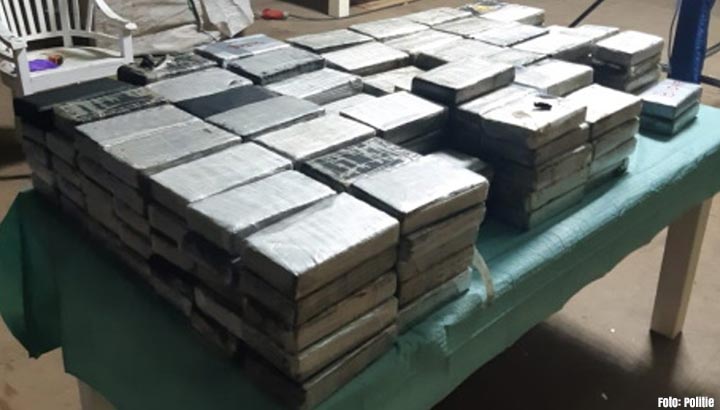 235 kilo cocaïne en grote hoeveelheid geld gevonden in loods Vinkeveen