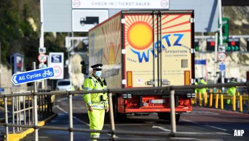 Londen zet extra militairen in voor coronatests bij vrachtwagenchauffeurs