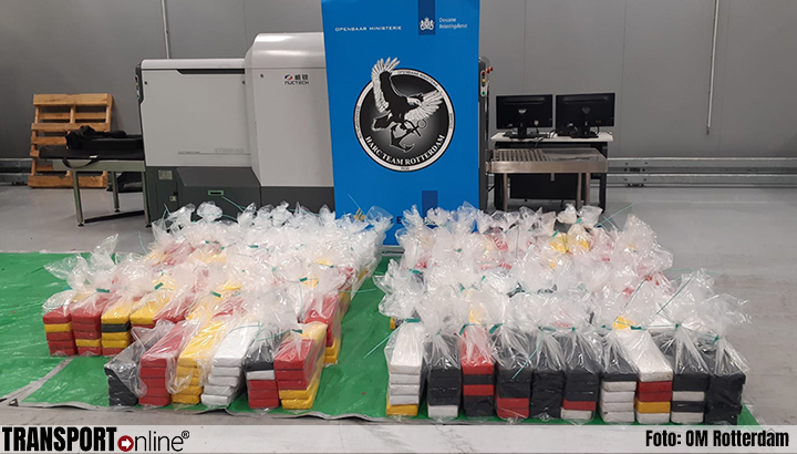 Douane onderschept 1064 kilo cocaïne, drie verdachten aangehouden