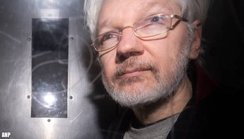Assange komt niet voorwaardelijk vrij
