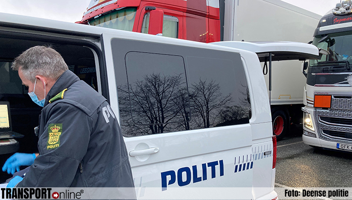 Deense politie stuit op vrachtwagen 'waar een luchtje aan zit' tijdens controle [+foto]