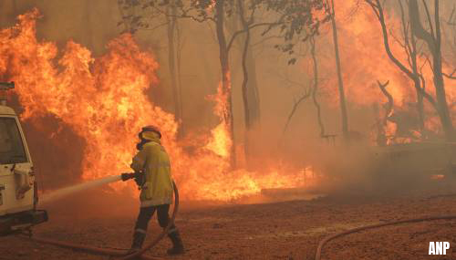 Brand bedreigt Australische stad Perth tijdens grote lockdown