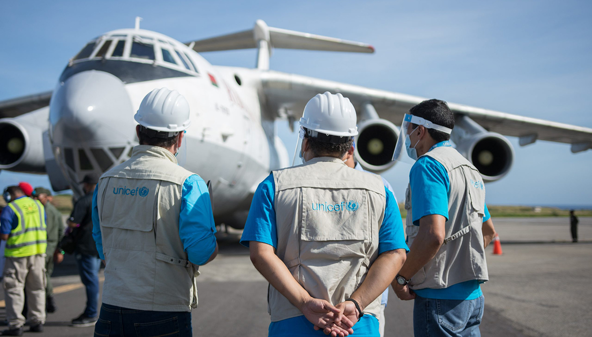 Luchtvaartmaatschappijen helpen UNICEF met transport vaccins