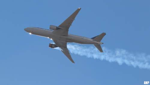 Boeing 777 maakt noodlanding in Moskou om problemen met motor