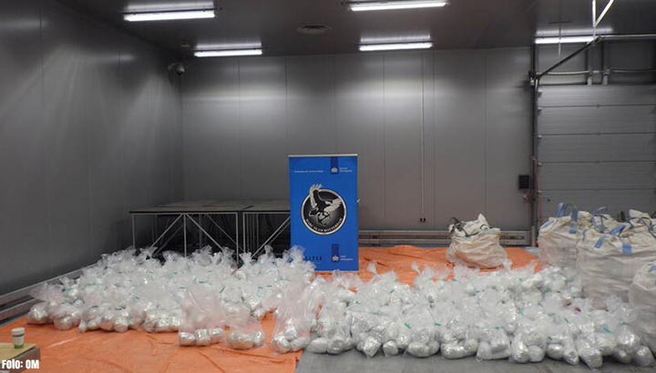 1500 kilo heroïne aangetroffen in Rotterdam, grootste onderschepping ooit in Nederland