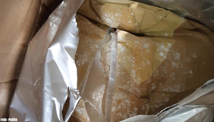 Politie onderschept 200 kilo grondstoffen voor crystal meth in Waalwijk