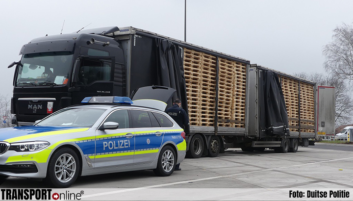 Vrachtwagen met talrijke gebreken met 110 km/u over Duitse A5 [+foto's]