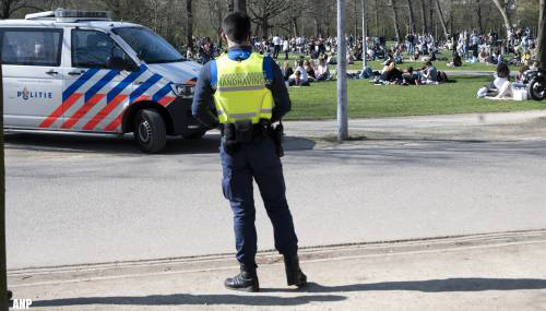 Vondelpark opnieuw gesloten, alcoholverbod in park Arnhem