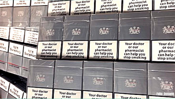 Douane vindt 33 pallets met illegale sigaretten in bedrijfspand bij Veenendaal