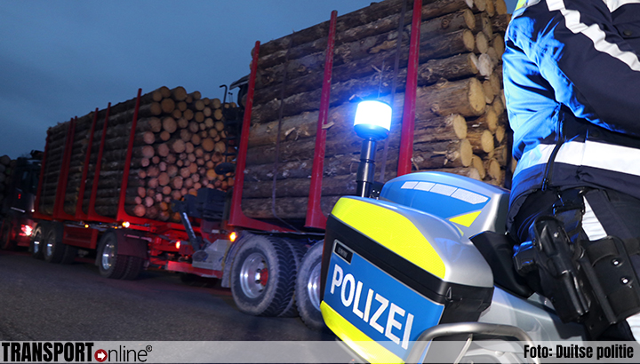 Duitse politie controleert vijf houttransporten: alle vijf overbeladen [+foto's]