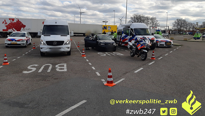 Controle op verkeer uit België bij Hazeldonk, drie aanhoudingen