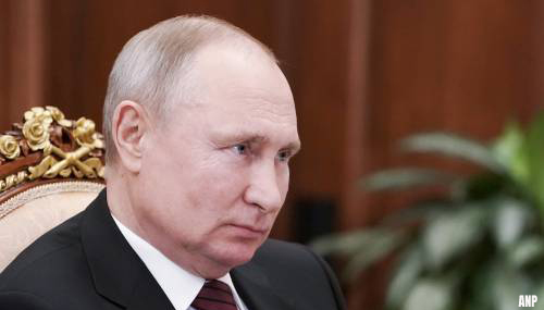 Poetin tekent wet waardoor hij tot 2036 president kan blijven