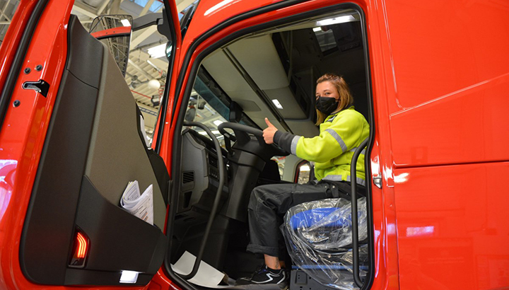 Volvo Trucks geeft werkgelegenheid in North Sea Port fikse duw in de rug