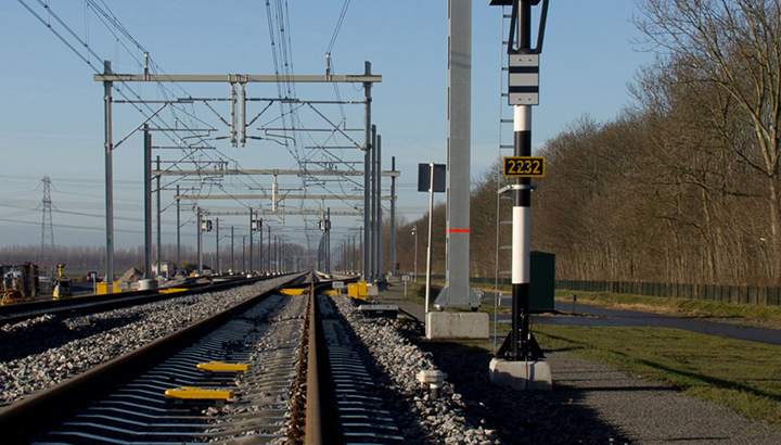 Alstom behaalt als eerste in Nederland een ISO 55001-certificaat op het gebied van treinbeveiliging 
