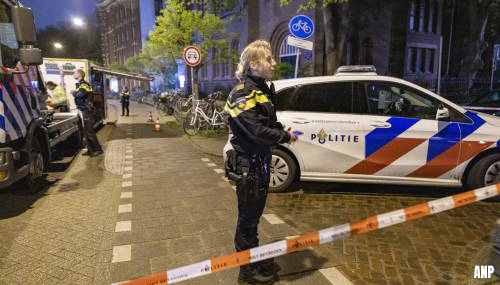 Eén slachtoffer steekpartij Amsterdam overleden