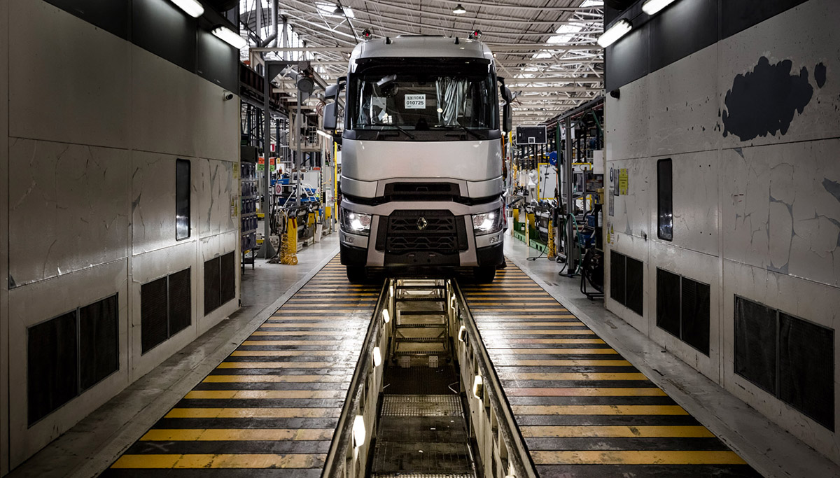 Bezoek de fabriek van Renault Trucks in Bourg-en-Bresse vanuit huis