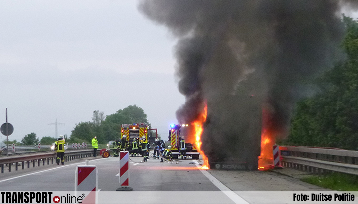 Olijfbomen gaan in vlammen op bij vrachtwagenbrand [+foto]