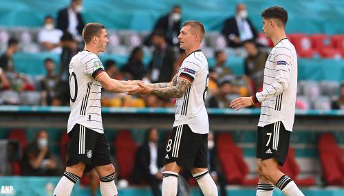 Voetballers Duitsland terug in de race na fraaie zege op Portugal