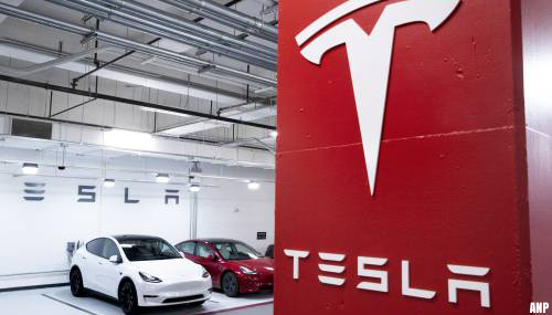 Tesla begint met leveringen van nieuwe Model S Plaid