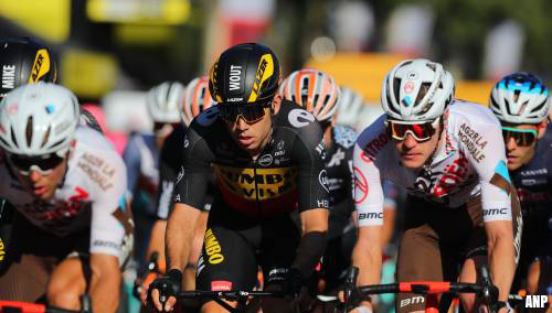 Pogacar wint Tour de France, Van Aert pakt in Parijs derde ritzege