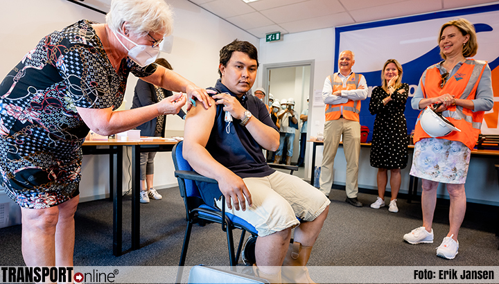 Rotterdam begint met vaccineren alle zeevarenden 