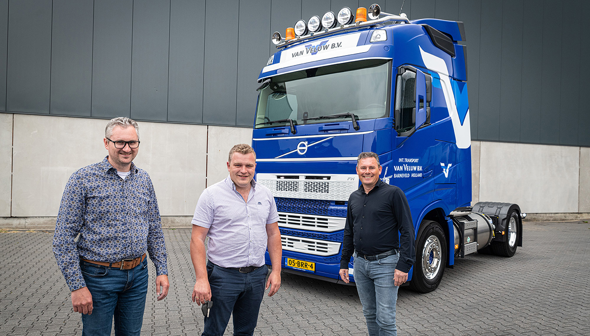 Eerste Volvo FH LNG-truck voor Internationaal Transport van Veluw B.V.