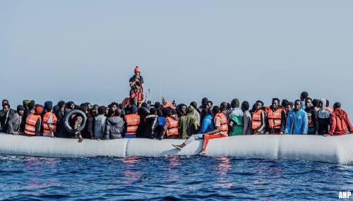 Ocean Viking redt honderden migranten op de Middellandse Zee