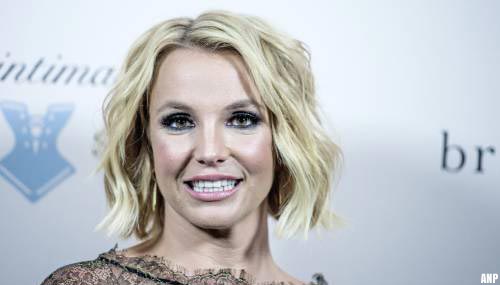 Vader Britney Spears stapt op als haar toezichthouder