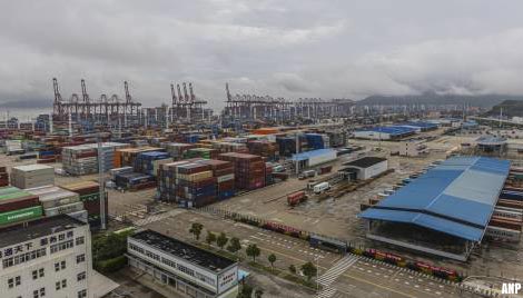 Containerschepen meren weer aan bij Chinese haventerminal Ningbo