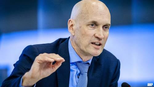 Ernst Kuipers: niet weer te snel en overal tegelijk versoepelen Ernst Kuipers: niet weer te snel en overal tegelijk versoepelen