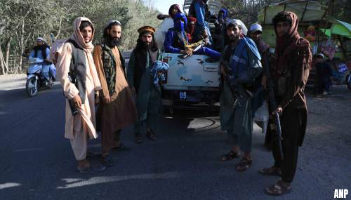 Taliban roepen in presidentieel paleis Kabul overwinning uit