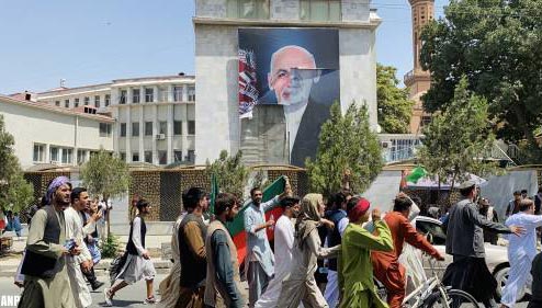 Gezant VS: deal met Taliban mislukte door vlucht president Ghani