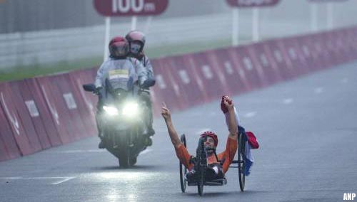 Handbiker Plat voltooit gouden paralympische trilogie