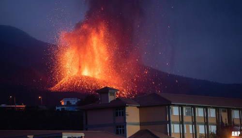 Brandweer op La Palma trekt zich terug wegens explosies vulkaan