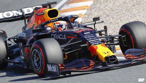Max Verstappen pakt op Zandvoort poleposition voor Dutch GP