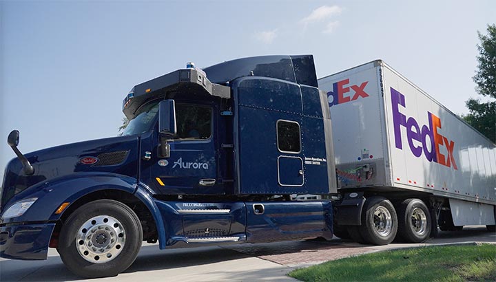 Moederbedrijf van DAF laat trucks autonoom rijden tussen Houston en Dallas