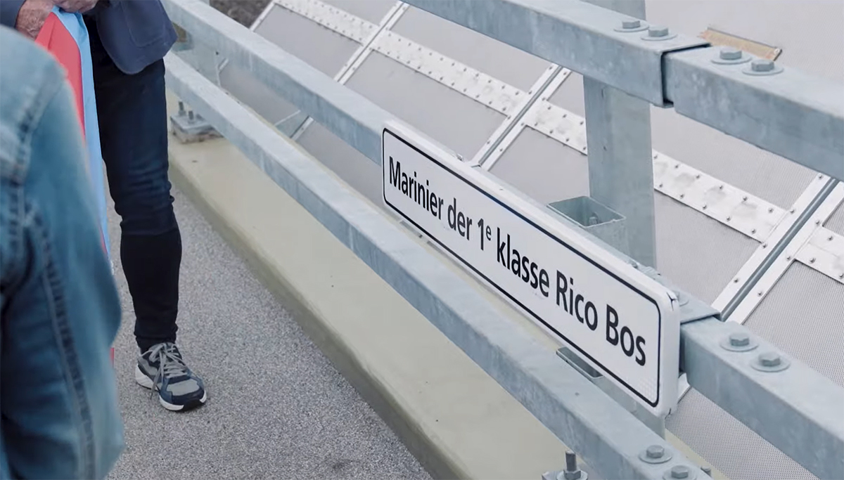 Spoorbrug bij Witte Paarden vernoemd naar veteraan Rico Bos [+video]