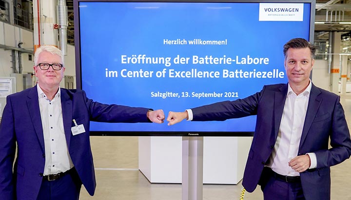 Volkswagen opent nieuw hightech lab voor accucellen in Salzgitter