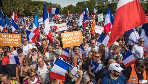 Arrestaties bij zaterdagse coronaprotesten in Frankrijk