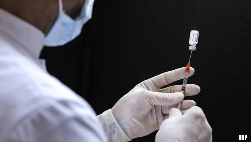 Minderheid Nederlanders voor beperkingen ongevaccineerden
