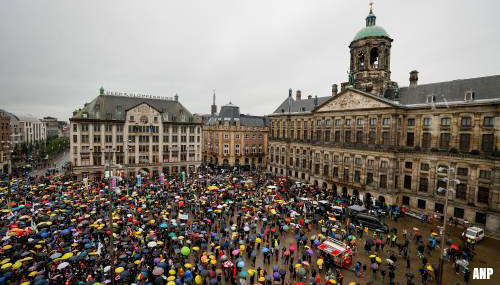 Betoging in Amsterdam tegen de coronaregels afgelopen [+foto's&video]