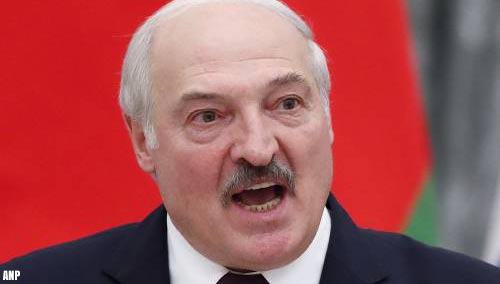 EU straft Belarus voor 'mensensmokkel', bemoeilijkt reizen elite