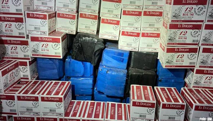 Douane onderschept 530 kilo coke in container met rum