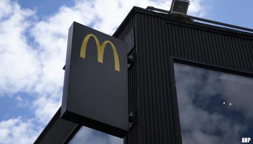 Oud-topman McDonald's betaalt bedrijf 105 miljoen dollar terug