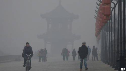 Chinese autoriteiten desinfecteren hele stad Xi'an