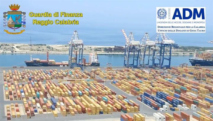 Ruim drie ton coke gevonden in Italiaanse haven Gioia Tauro, vrachtwagenchauffeur gearresteerd [+video]