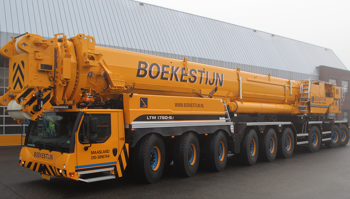 Nieuwe 800 tons kraan voor Kraanverhuur Boekestijn