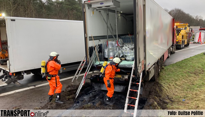 Ongeval met Nederlandse vrachtwagen met gevaarlijke stoffen zorgt voor afsluiting Duitse A1 [+foto's]