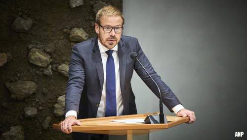 PvdA-Kamerlid Van Dijk stapt op na meldingen ongewenst gedrag